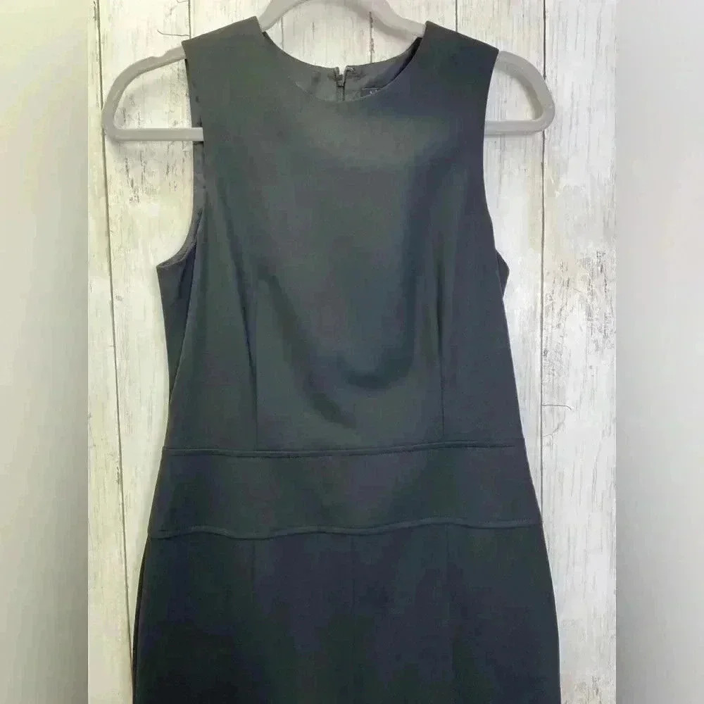 Theory Black knee length dress size 6 Work/Career - Picture 2 of 9